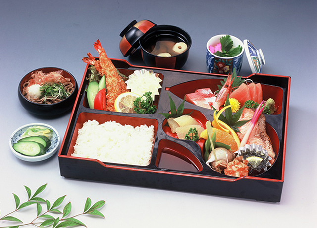 義景弁当 2,420円